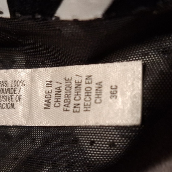 Victoria Sport women's 36C black and white sports bra adjustable straps pullover - Picture 7 of 7